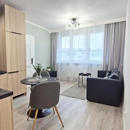 Piastowska Przy Plazy I Parku Reagana